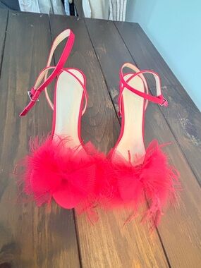 Betsey Johnson Pink Feather & Tulle Bow Ankle-Strap Heels - Size 8.5  Balletcore